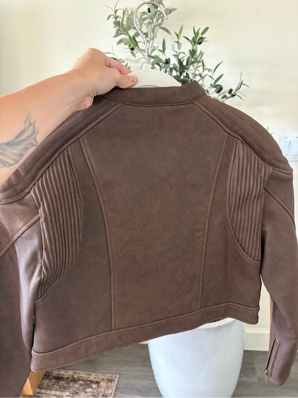 Lioness Brown Two-Tone Leather Jacket - Picture 4 of 6